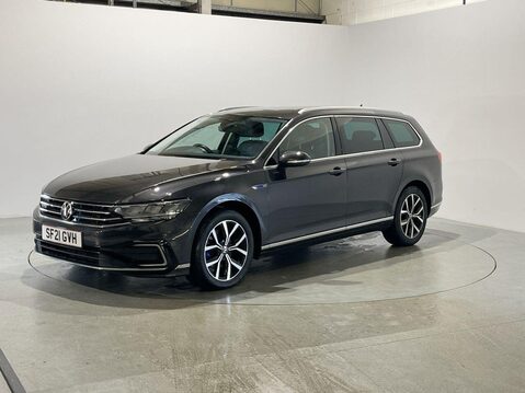 Volkswagen Passat 1.4 TSI 13kWh GTE Estate 5dr Petrol Plug-in Hybrid DSG Euro 6 (s/s) (218 ps 4