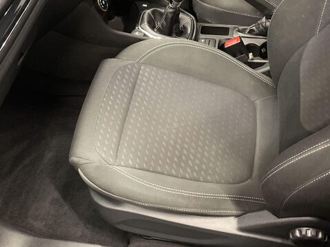 Ford Fiesta 1.1 Ti-VCT Zetec Hatchback 5dr Petrol Manual Euro 6 (s/s) (85 ps) 17