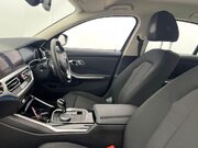 BMW 3 Series 2.0 330e 12kWh SE Pro Saloon 4dr Petrol Plug-in Hybrid Auto Euro 6 (s/s) (2 9