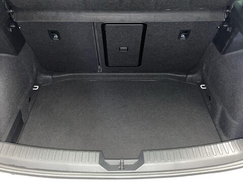 SEAT Leon 1.5 TSI EVO FR Hatchback 5dr Petrol Manual Euro 6 (s/s) (130 ps) Cruise Co 13