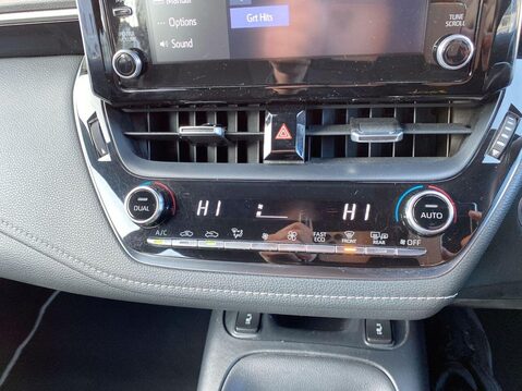 Toyota Corolla 1.8 VVT-h GPF Icon Hatchback 5dr Petrol Hybrid CVT Euro 6 (s/s) (122 ps) C 22