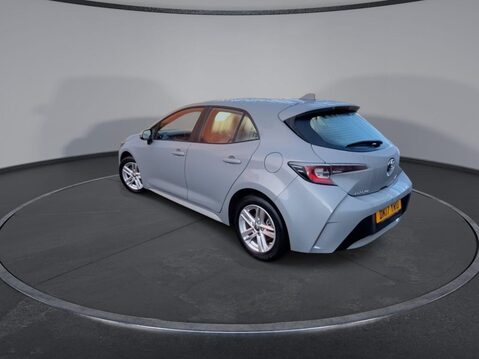 Toyota Corolla 1.8 VVT-h GPF Icon Hatchback 5dr Petrol Hybrid CVT Euro 6 (s/s) (122 ps) C 16
