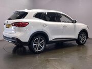 MG HS 1.5 T-GDI Exclusive SUV 5dr Petrol Manual Euro 6 (s/s) (162 ps) Cruise Con 8