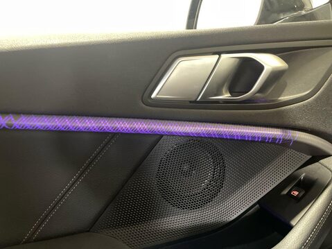 BMW 1 Series 2.0 118d M Sport Hatchback 5dr Diesel Auto Euro 6 (s/s) (150 ps) Parking Se 22