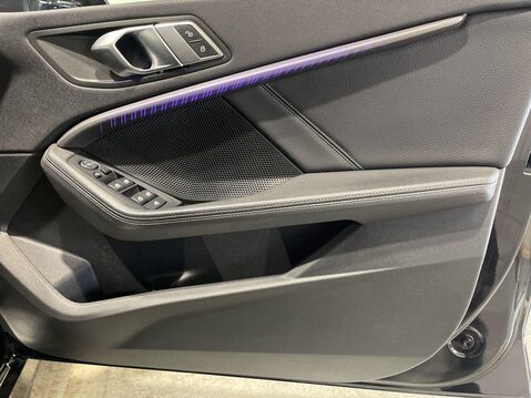 BMW 1 Series 2.0 118d M Sport Hatchback 5dr Diesel Auto Euro 6 (s/s) (150 ps) Parking Se 25