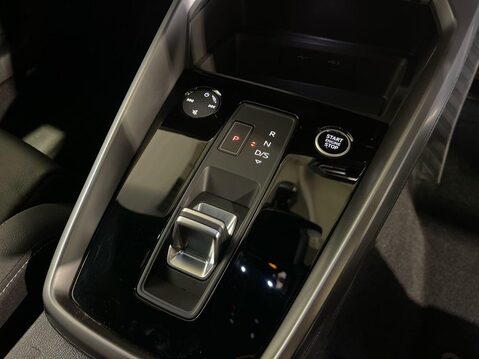 Audi A3 2.0 TDI 35 S line Sportback 5dr Diesel S Tronic Euro 6 (s/s) (150 ps) 19