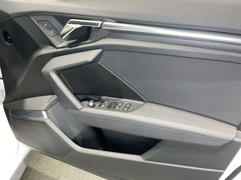 Audi A3 2.0 TDI 35 S line Sportback 5dr Diesel S Tronic Euro 6 (s/s) (150 ps) 24