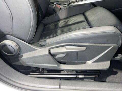 Audi A3 2.0 TDI 35 S line Sportback 5dr Diesel S Tronic Euro 6 (s/s) (150 ps) 23