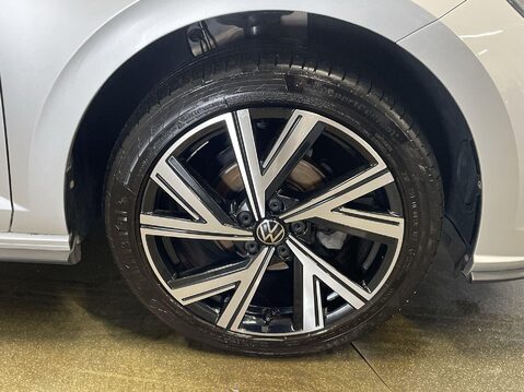 Volkswagen Polo 1.0 TSI R-Line Hatchback 5dr Petrol Manual Euro 6 (s/s) (95 ps) 1 Owner - C 12