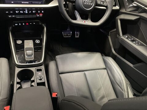 Audi A3 1.5 TFSI 35 S line Saloon 4dr Petrol S Tronic Euro 6 (s/s) (150 ps) Cruise 15