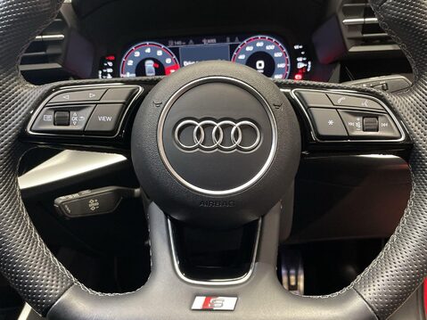 Audi A3 1.5 TFSI 35 S line Saloon 4dr Petrol S Tronic Euro 6 (s/s) (150 ps) Cruise 21