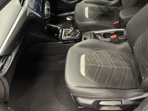 Vauxhall Corsa 1.2 Turbo Ultimate Hatchback 5dr Petrol Manual Euro 6 (s/s) (100 ps) Alloy 17
