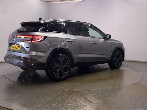 Renault Austral 1.2 E-TECH iconic esprit Alpine SUV 5dr Petrol Hybrid Auto Euro 6 (s/s) (20 8