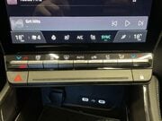 Renault Austral 1.2 E-TECH iconic esprit Alpine SUV 5dr Petrol Hybrid Auto Euro 6 (s/s) (20 29