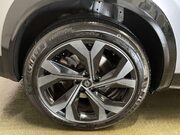 Renault Austral 1.2 E-TECH iconic esprit Alpine SUV 5dr Petrol Hybrid Auto Euro 6 (s/s) (20 12