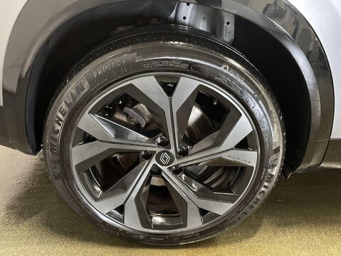 Renault Austral 1.2 E-TECH iconic esprit Alpine SUV 5dr Petrol Hybrid Auto Euro 6 (s/s) (20 12