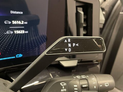 Renault Austral 1.2 E-TECH iconic esprit Alpine SUV 5dr Petrol Hybrid Auto Euro 6 (s/s) (20 21