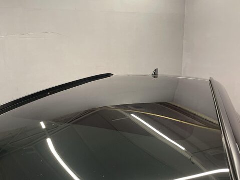 Renault Austral 1.2 E-TECH iconic esprit Alpine SUV 5dr Petrol Hybrid Auto Euro 6 (s/s) (20 18