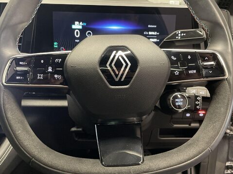 Renault Austral 1.2 E-TECH iconic esprit Alpine SUV 5dr Petrol Hybrid Auto Euro 6 (s/s) (20 22