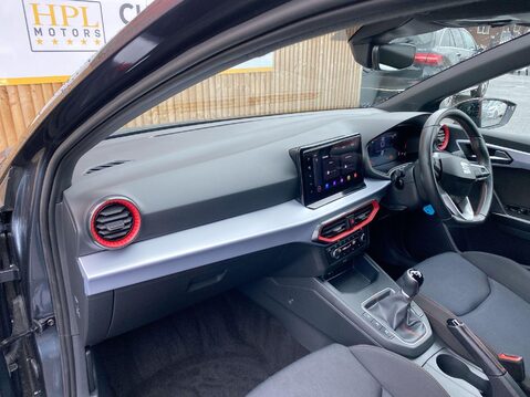 SEAT Ibiza 1.0 TSI FR Hatchback 5dr Petrol Manual Euro 6 (s/s) (95 ps) Professional NA 7