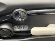 Mini Hatch Cooper SE 32.6kWh Level 3 Hatchback 3dr Electric Auto (184 ps) Leather - 1 26