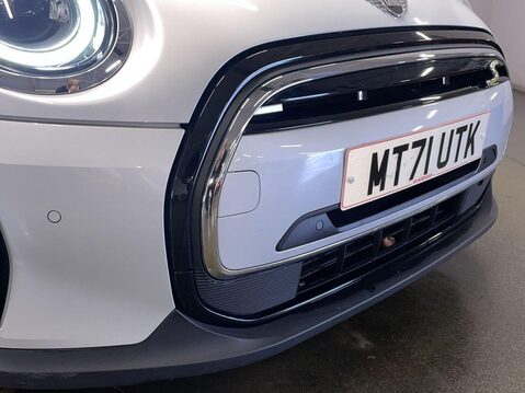 Mini Hatch Cooper SE 32.6kWh Level 3 Hatchback 3dr Electric Auto (184 ps) Leather - 1 11
