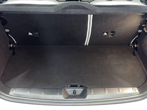 Mini Hatch Cooper SE 32.6kWh Level 3 Hatchback 3dr Electric Auto (184 ps) Leather - 1 13