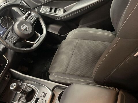 Nissan Qashqai 1.3 DIG-T MHEV Acenta Premium SUV 5dr Petrol Hybrid Manual Euro 6 (s/s) (14 15