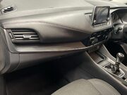 Nissan Qashqai 1.3 DIG-T MHEV Acenta Premium SUV 5dr Petrol Hybrid Manual Euro 6 (s/s) (14 16