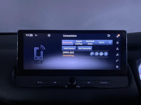 Nissan Qashqai 1.3 DIG-T MHEV N-Connecta SUV 5dr Petrol Hybrid XTRON Euro 6 (s/s) (158 ps) 33