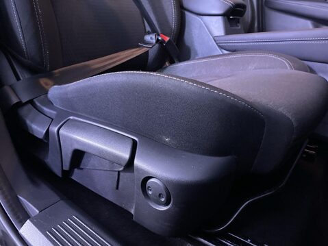 Nissan Qashqai 1.3 DIG-T MHEV N-Connecta SUV 5dr Petrol Hybrid XTRON Euro 6 (s/s) (158 ps) 26