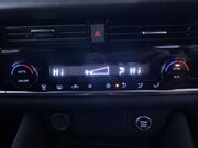 Nissan Qashqai 1.3 DIG-T MHEV N-Connecta SUV 5dr Petrol Hybrid XTRON Euro 6 (s/s) (158 ps) 31