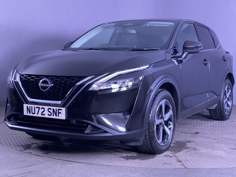 Nissan Qashqai 1.3 DIG-T MHEV N-Connecta SUV 5dr Petrol Hybrid XTRON Euro 6 (s/s) (158 ps) 4
