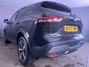 Nissan Qashqai 1.3 DIG-T MHEV N-Connecta SUV 5dr Petrol Hybrid XTRON Euro 6 (s/s) (158 ps) 14