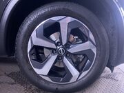 Nissan Qashqai 1.3 DIG-T MHEV N-Connecta SUV 5dr Petrol Hybrid XTRON Euro 6 (s/s) (158 ps) 12