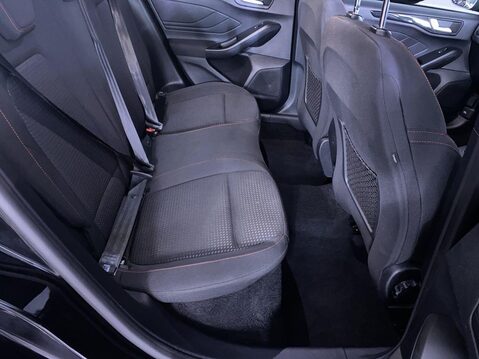 Ford Focus 1.0T EcoBoost MHEV ST-Line Hatchback 5dr Petrol Hybrid Manual Euro 6 (s/s) 9