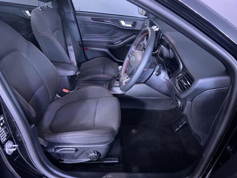 Ford Focus 1.0T EcoBoost MHEV ST-Line Hatchback 5dr Petrol Hybrid Manual Euro 6 (s/s) 5