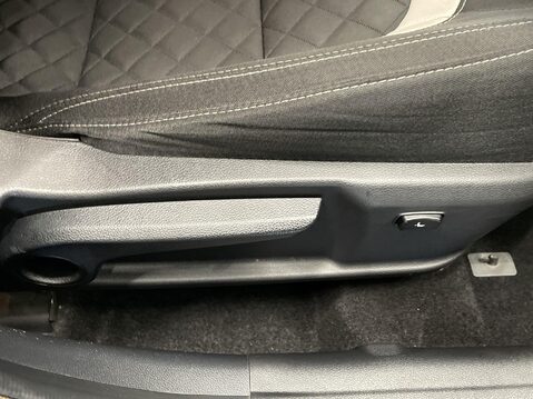 Kia Ceed 1.0 T-GDi GT-Line Hatchback 5dr Petrol Manual Euro 6 (s/s) (118 bhp) 23