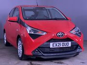 Toyota Aygo 1.0 VVT-i x-play Hatchback 5dr Petrol x-shift Euro 6 (Safety Sense) (71 ps) 2