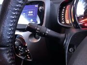 Toyota Aygo 1.0 VVT-i x-play Hatchback 5dr Petrol x-shift Euro 6 (Safety Sense) (71 ps) 23