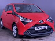 Toyota Aygo 1.0 VVT-i x-play Hatchback 5dr Petrol x-shift Euro 6 (Safety Sense) (71 ps) 1