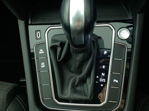 Volkswagen Passat 1.5 TSI EVO SE Nav Estate 5dr Petrol DSG Euro 6 (s/s) (150 ps) Air Con - Al 28