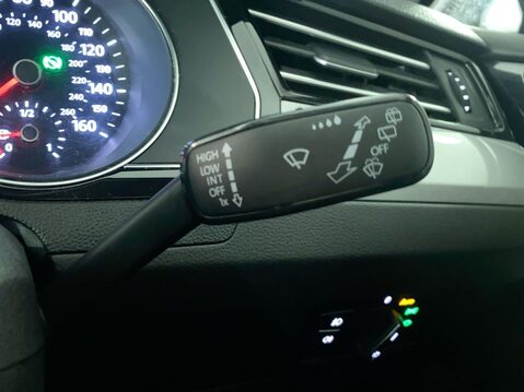 Volkswagen Passat 1.5 TSI EVO SE Nav Estate 5dr Petrol DSG Euro 6 (s/s) (150 ps) Air Con - Al 21