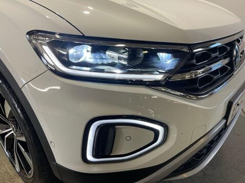 Volkswagen T-Roc 1.5 TSI Style SUV 5dr Petrol DSG Euro 6 (s/s) (150 ps) 21