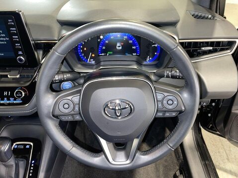 Toyota Corolla 1.8 VVT-h Icon Tech Hatchback 5dr Petrol Hybrid CVT Euro 6 (s/s) (122 ps) 1 21