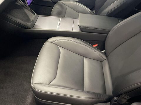 Tesla Model 3 Saloon 4dr Electric Auto RWD (208 ps) Parking Sensors 17