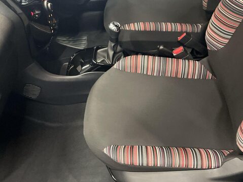 Citroen C1 1.0 VTi Shine Hatchback 5dr Petrol Manual Euro 6 (s/s) (72 ps) DAB Radio 17