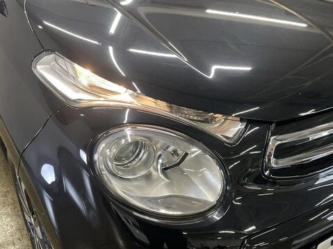 Citroen C1 1.0 VTi Shine Hatchback 5dr Petrol Manual Euro 6 (s/s) (72 ps) DAB Radio 21