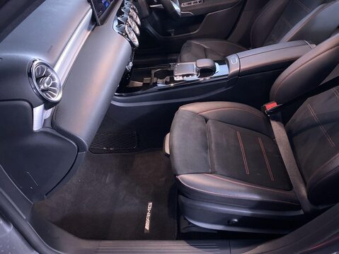 Mercedes-Benz A Class 2.0 A220 AMG Line (Premium Plus) Hatchback 5dr Petrol 7G-DCT Euro 6 (s/s) ( 17