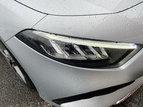 Mercedes-Benz A Class 2.0 A200d AMG Line (Executive) Saloon 4dr Diesel 8G-DCT Euro 6 (s/s) (150 p 12
